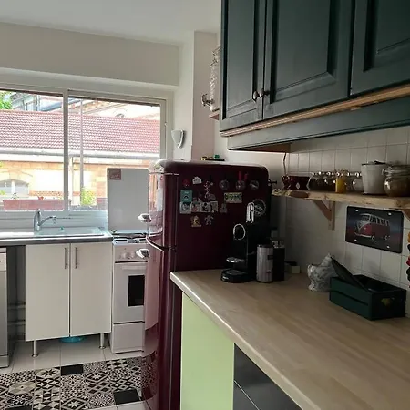 Grand Appartement Avec Balcon Et Parking Gratuit Sur Place Paris Exterior foto