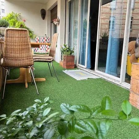 Grand Appartement Avec Balcon Et Parking Gratuit Sur Place Paris Exterior foto